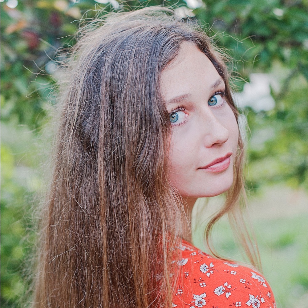 Meet your Posher, Savannah